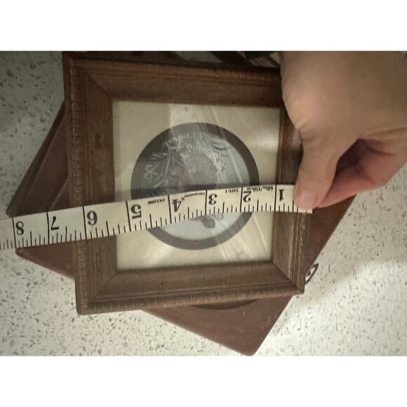 Vintage Pair Of Kay Shannon Bunny Rabbit Litho Pictures Wall Hangings Wood Frame - Picture 7 of 10